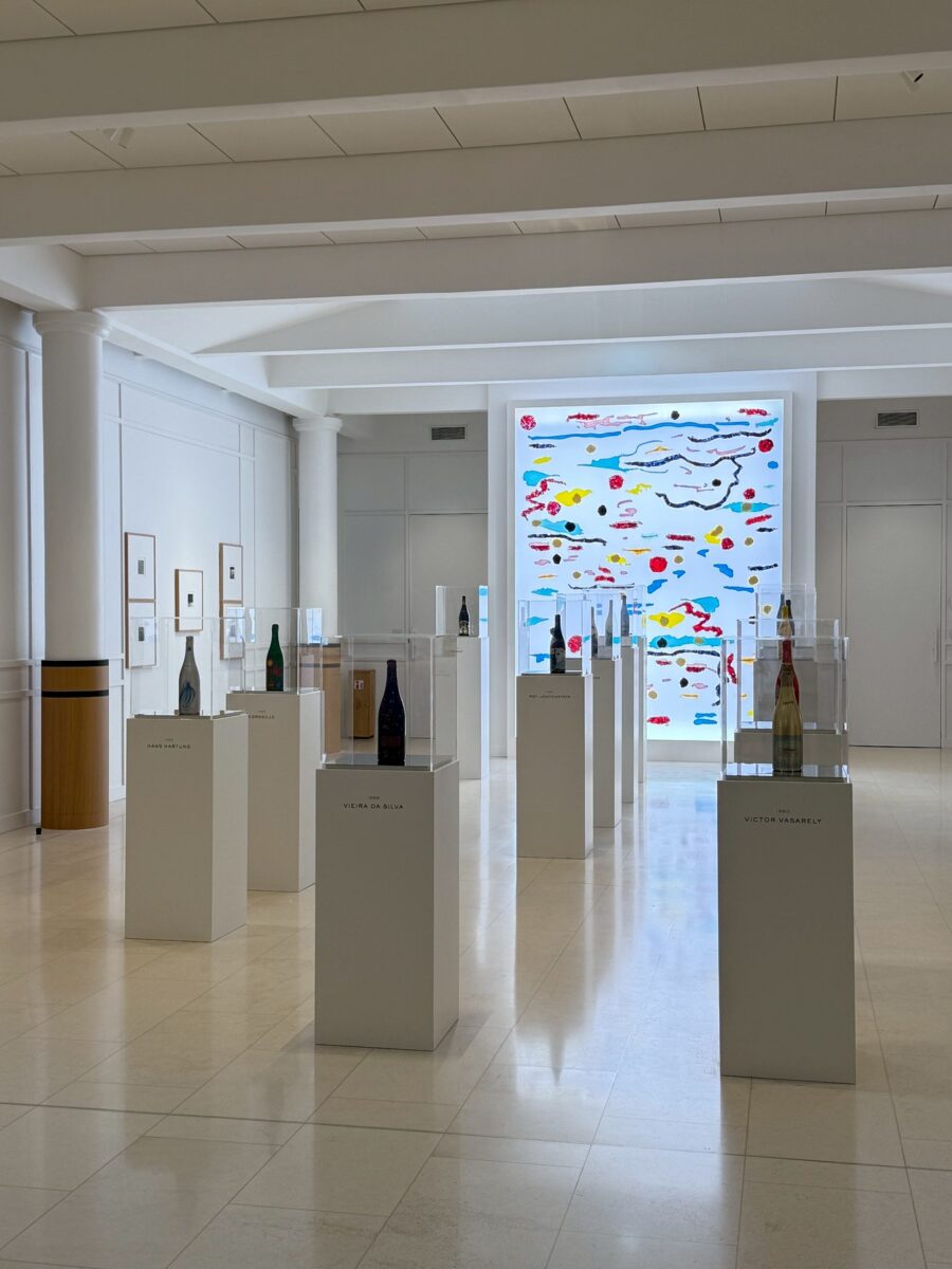 フランス3日目、テタンジェ訪問 2 line oa chat 251217 152619