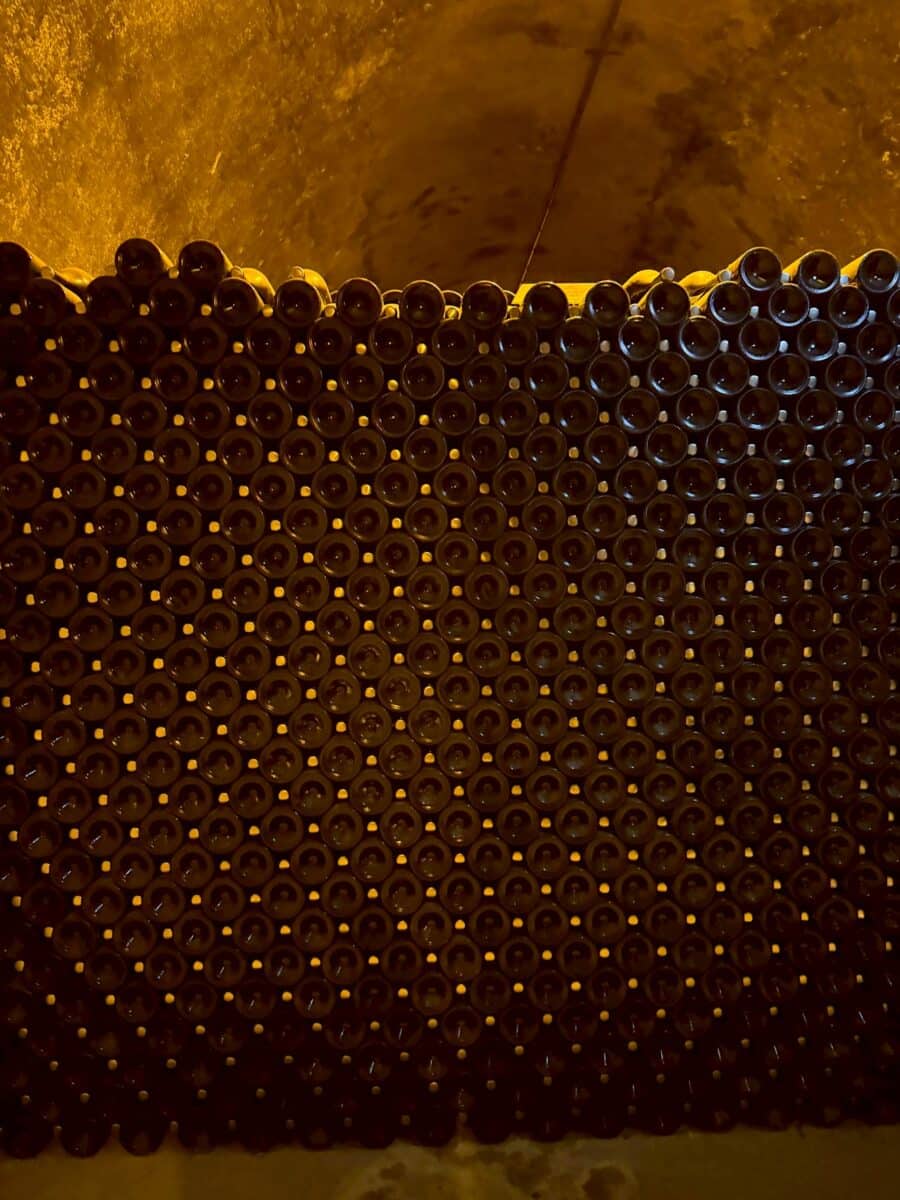 フランス3日目、テタンジェ訪問 6 line oa chat 251217 152624